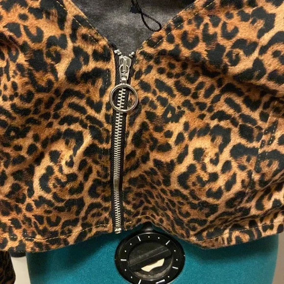Zara Animal print crop top zip front Large - Picture 2 of 6
